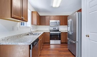 102 Fallon Ct, Apex, NC 27539
