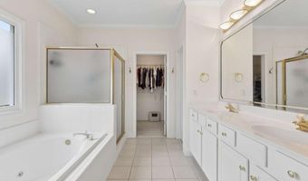 5486 Hedge Brooke Pointe Cv NW, Acworth, GA 30101