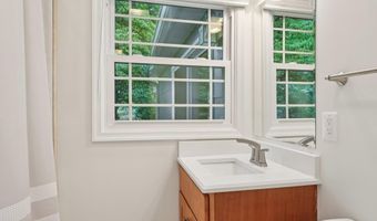 12213 WESTMONT Ln, Bowie, MD 20715