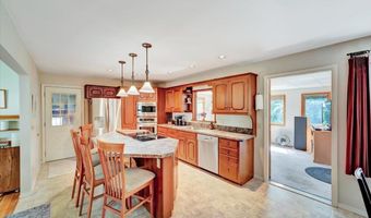 64 Sandy Ln, Burlington, VT 05408