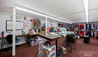 1238 Overland Ave, Burley, ID 83318