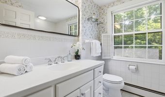 9 Deacon Hunt Dr, Acton, MA 01720