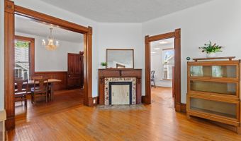 403 N Locust St, Adrian, MI 49221
