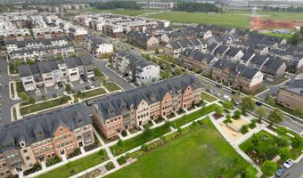 43393 CHARITABLE St, Ashburn, VA 20148