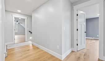 53 Woodbrey Ln, Standish, ME 04084