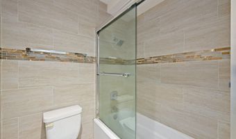 9939 Erma Rd 101, San Diego, CA 92131