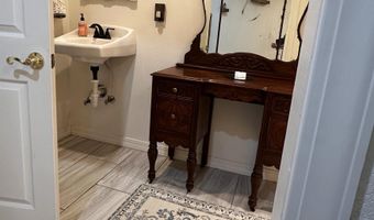 21 Sharp St, Ash Flat, AR 72513