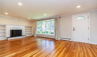 219 Brookhaven Rd, North Kingstown, RI 02852