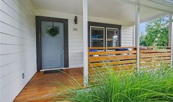 321 Dearborn St, Baldwin City, KS 66006
