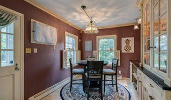 407 N TULPEHOCKEN Rd, Reading, PA 19601
