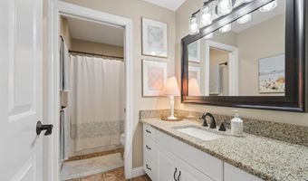 4232 N TERRAVIEW Dr, Appleton, WI 54913