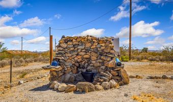 9910 N Tuckahoe Rd, Chloride, AZ 86431