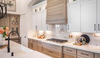 2405 Red Hen Ln, Aledo, TX 76008