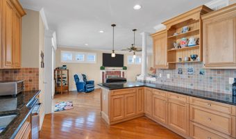 106 2nd Ave, Belmar, NJ 07719