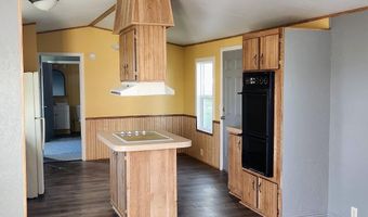 5155 Yellowstone #10, Chubbuck, ID 83202