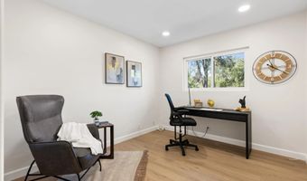 25311 Jesmond Dene Rd, Escondido, CA 92026