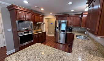 940 Daniels Crk, Banner, KY 41603