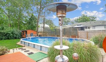 721 Cable Ave, Beachwood, NJ 08722