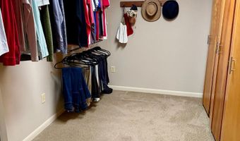 9 Ridge Rd, Atlantic, IA 50022