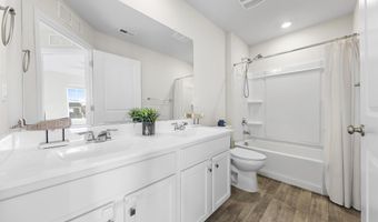 100 Fawcett Blvd, Barnegat, NJ 08005