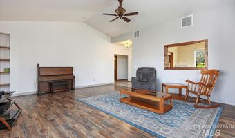 4477 Silver Lakes Ct, Buhl, ID 83316