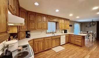 12925 Prairiewood Dr, Aberdeen, SD 57401