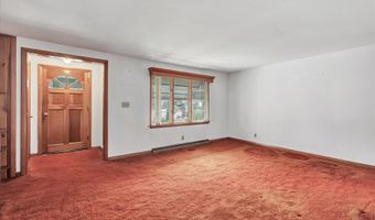 124 N Cliff St, Ansonia, CT 06401
