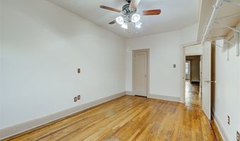 13 W 27TH St, Bayonne, NJ 07002