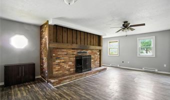 167 Hickory St, Andover, OH 44003