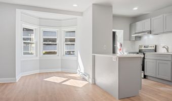 827 LINDEN St W, Allentown, PA 18101