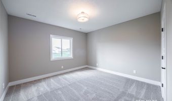 610 Ellis Cir, Adel, IA 50003