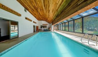 35 Arroyo Vis, Arroyo Hondo, NM 87571