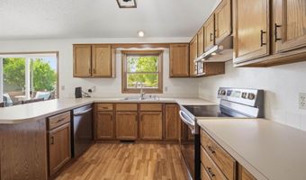 1917 E GLENDALE Ave, Appleton, WI 54911