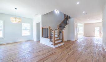 272 1st Ave, Avondale Estates, GA 30002