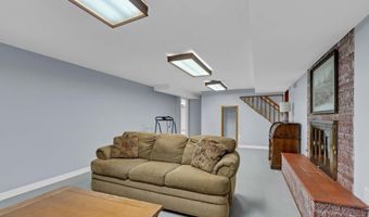 291 W Westwood Dr, Augusta, KS 67010