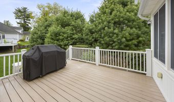 13 Stonegate Cir, Cheshire, CT 06410