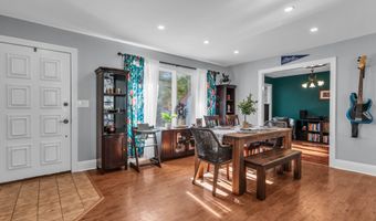 90 E Lincoln Ave, Atlantic Highlands, NJ 07716