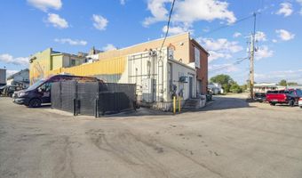 108 W 1st, Dyersville, IA 52040