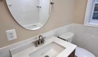 6727 W WAKEFIELD Dr #J, Alexandria, VA 22307