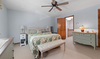 21 Village W Dr 15, Alexandria, NH 03222
