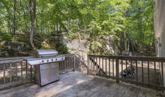 49 Ironworks Rd, Clinton, CT 06413
