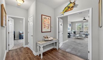 5227 ADMIRAL POINTE Dr, Apollo Beach, FL 33572