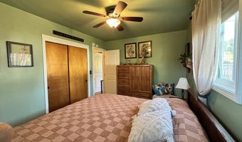 537 ART St, Brookings, OR 97415