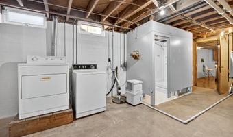 813 E GRANT St, Appleton, WI 54911