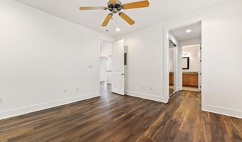 210 Seal Ave, Biloxi, MS 39530