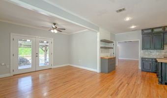 2113 Backlake Cir, Bainbridge, GA 39819