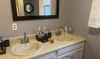 142 Abbott Rd, Albion, ME 04910