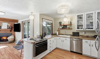 16693 Wagon Trl, Bend, OR 97707