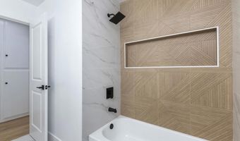 5995 BROADMOOR Dr, La Mesa, CA 91942