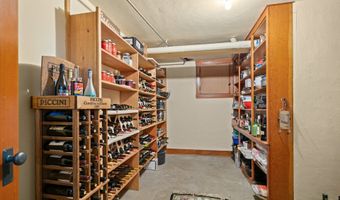 247 4TH St, Athena, OR 97813